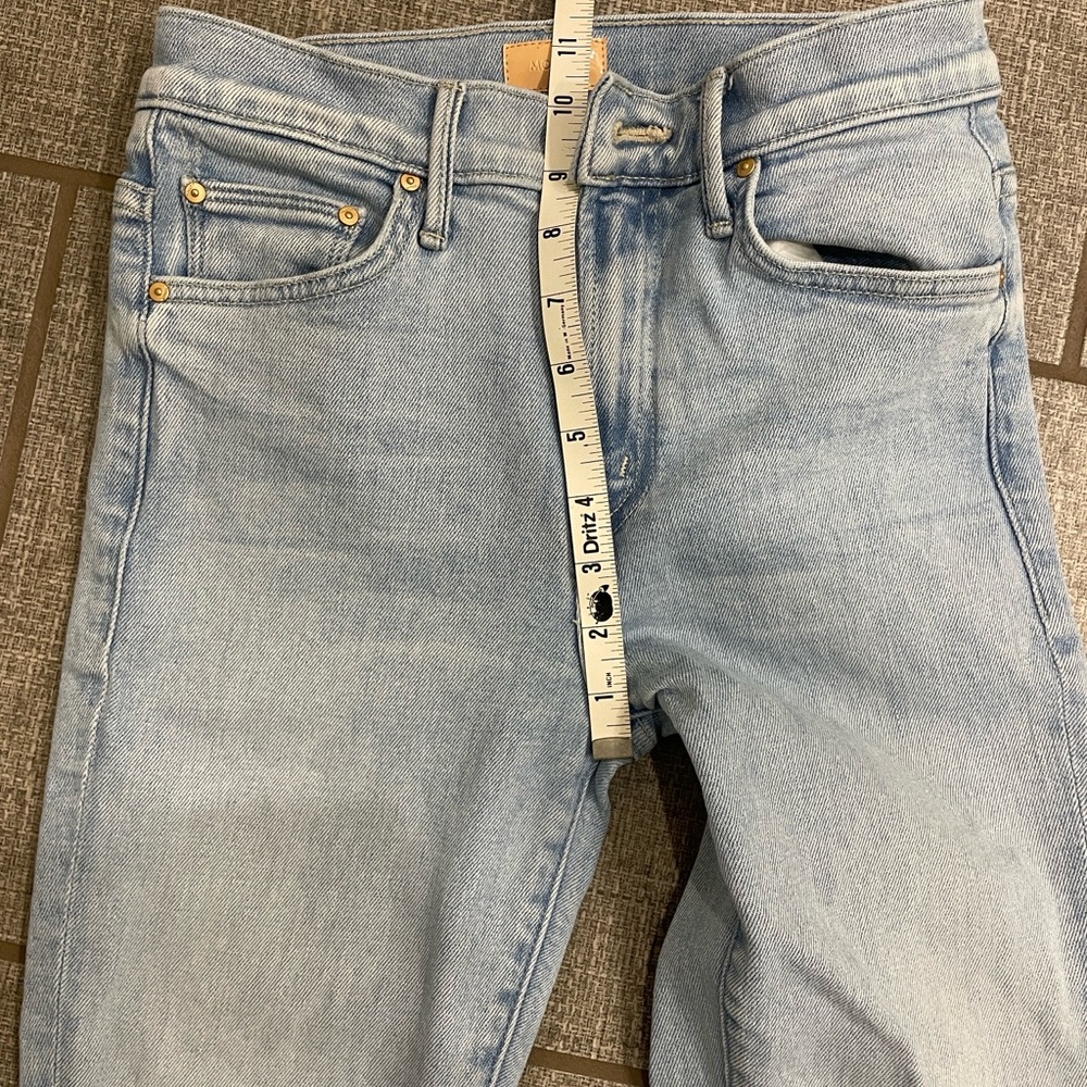 MOTHER Light Wash Cropped Jeans - Picture 7 of 7